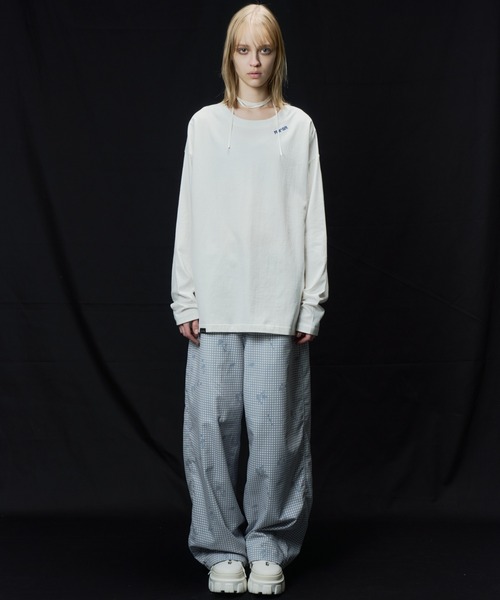 AIVER(アイバー)の「AIVER THE WORLD L/S TEE(Tシャツ/カットソー・メンズ・ブラック/チャコールグレー/オフホワイト・LARGE/MEDIUM/SMALL)」の19枚目の写真