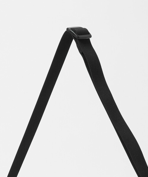 green label relaxing(グリーンレーベルリラクシング)の「GLR レザー ファンクショナル マルチポケット ショルダー バッグ(ショルダーバッグ・メンズ・ブラック・FREE)」の7枚目の写真