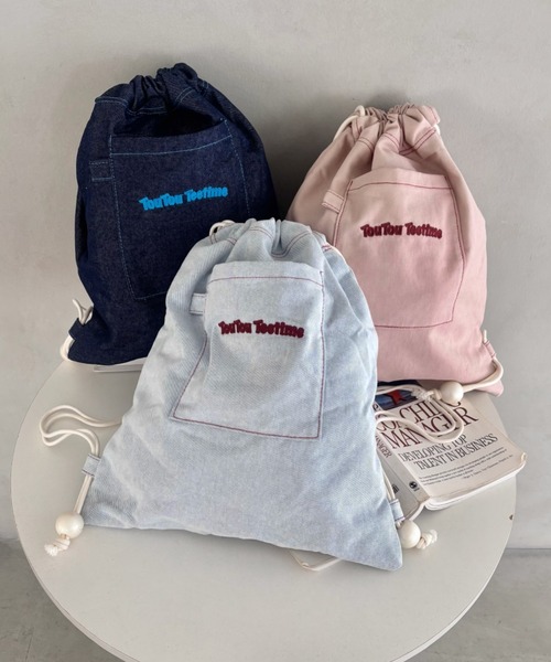 SOLLON.(ソルロン)の「ロゴ刺繍カジュアルナップサック(バックパック/リュック・レディース・ピンク/ネイビー/ライトブルー・FREE)」の4枚目の写真