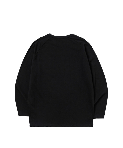 261EUI(261イーユーアイ)の「SIGNATURE WRINKLE RAGLAN LONG SLEEVE BLACK WHITE(Tシャツ/カットソー・メンズ・その他・1/2)」の4枚目の写真