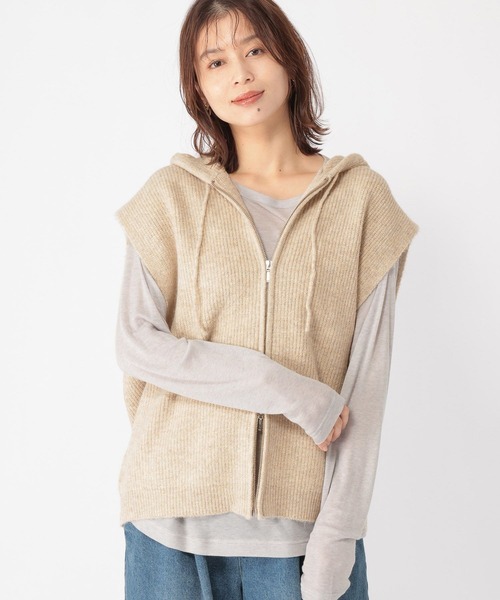 studio CLIP（スタディオクリップ）の「ZIPフーディニットベスト（ベスト・レディース・ライトベージュ/チャコール・FREE）」の2枚目の写真