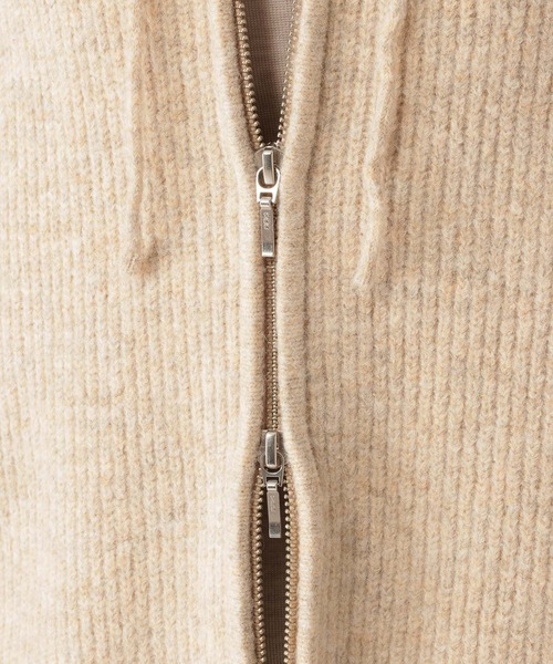 studio CLIP（スタディオクリップ）の「ZIPフーディニットベスト（ベスト・レディース・ライトベージュ/チャコール・FREE）」の9枚目の写真