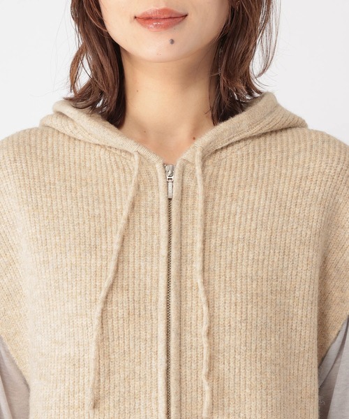 studio CLIP（スタディオクリップ）の「ZIPフーディニットベスト（ベスト・レディース・ライトベージュ/チャコール・FREE）」の6枚目の写真