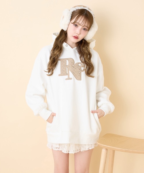 one after another NICE CLAUP（ワンアフターアナザーナイスクラップ）の「キルティングロゴビッグパーカー（パーカー・レディース・オフホワイト/杢グレー/ピンク/サックスブルー/ブラック・FREE）」の2枚目の写真