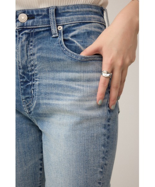 AZUL by moussy(アズールバイマウジー)の「AZUL DENIM フレアデニム(デニムパンツ・レディース・ライトブルー/ブルー/ライトブラック・MEDIUM/SMALL/X-SMALL/LARGE)」の13枚目の写真