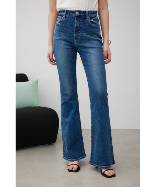AZUL by moussy(アズールバイマウジー)の「AZUL DENIM フレアデニム(デニムパンツ・レディース・ライトブルー/ブルー/ライトブラック・MEDIUM/SMALL/X-SMALL/LARGE)」の17枚目の写真