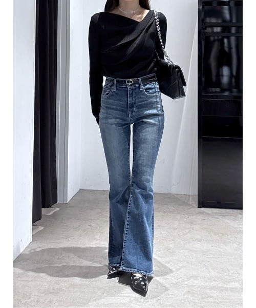 AZUL by moussy(アズールバイマウジー)の「【累計25,000本突破!】【身長/骨格別着用画像あり】AZUL DENIM フレアデニム(デニムパンツ・レディース・ライトブルー/ブルー/ライトブラック/ブラック・MEDIUM/SMALL/X-SMALL/LARGE)」の5枚目の写真