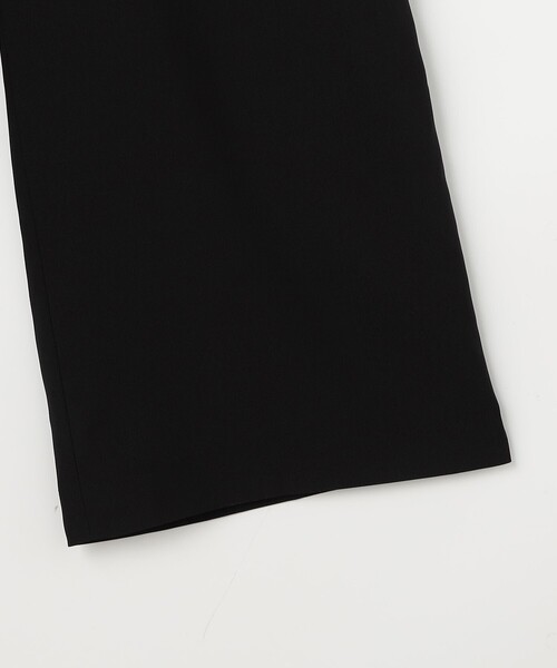 NOLLEY’S Sophi（ノーリーズソフィ）の「ウォッシャブルバックサテンサロペット（つなぎ/オールインワン・レディース・ブラック/オフホワイト・38）」の5枚目の写真