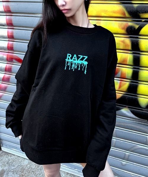 『RAZZIS/ラズイズ』ドロッピングロゴ3D刺繍長袖スウェットトレーナー【Y】