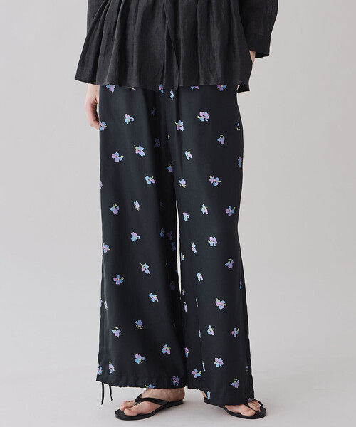 LE GLAZIK（ルグラジック）の「LE GLAZIK | ツイルプリント エラスティックパンツ WOMEN（その他パンツ・レディース・ネイビー/ブラック・36）」の10枚目の写真