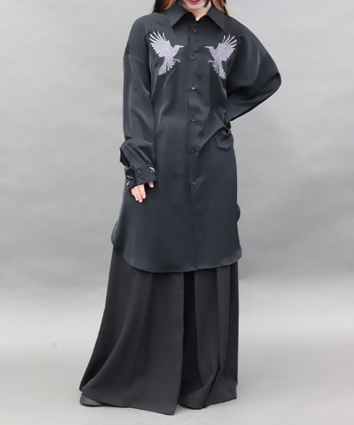 REZEN(リゼン)の「鴉刺繍ロングシャツ(シャツ/ブラウス・メンズ・ブルーパープル/ブラック/ローズ・MEDIUM/LARGE)」の11枚目の写真