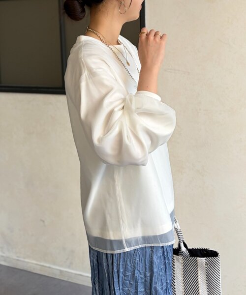 Chez toi(シェトワ)の「透かしロゴシアースウェット(Tシャツ/カットソー・レディース・ホワイト/チャコールグレー・FREE)」の5枚目の写真