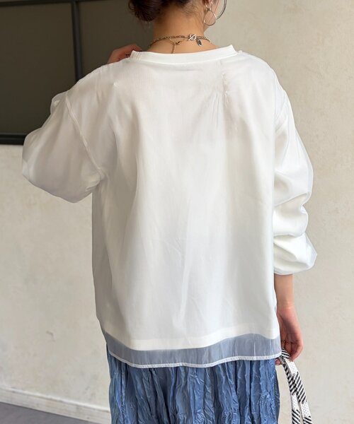 Chez toi(シェトワ)の「透かしロゴシアースウェット(Tシャツ/カットソー・レディース・ホワイト/チャコールグレー・FREE)」の6枚目の写真