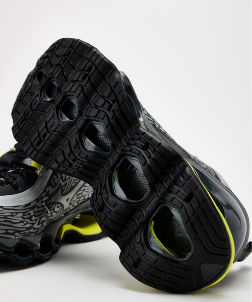MIZUNO(ミズノ )の「WAVE PROPHECY 13.2 D1GA261301(スニーカー・メンズ・グレー・27.0cm/26.5cm/28.0cm/27.5cm/25.0cm/26.0cm/28.5cm/30.0cm)」の13枚目の写真