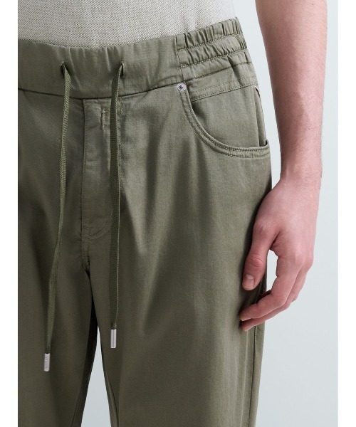REPLAY(リプレイ)の「リラックステーパードLANNY タッチブルデニム(デニムパンツ・メンズ・カーキ・W29xL30/W30xL30/W31xL30/W32xL30/W33xL30/W34xL30/W28xL30)」の9枚目の写真