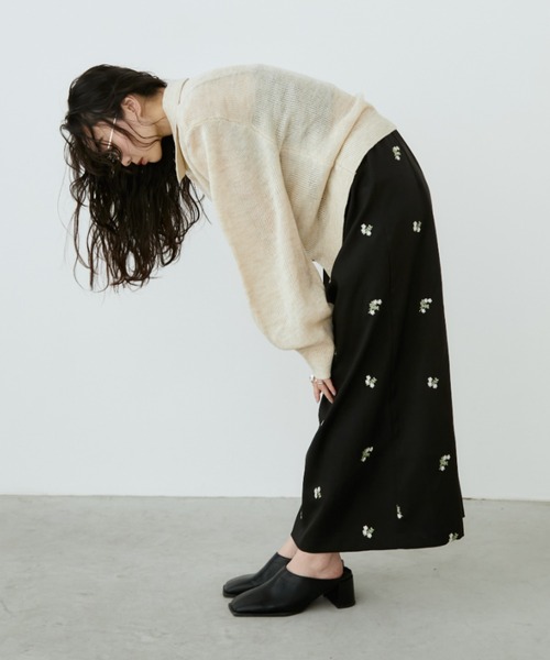 Aunt Marie's（アントマリーズ）の「フラワー刺繍ナロースカート（スカート・レディース・ブラック/グレー・MT/FREE）」の19枚目の写真