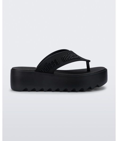 melissa(メリッサ)の「MELISSA M LOVER THONG PLATFORM AD(サンダル・レディース・ベージュ/ブラック・37/38/35-36/39)」の3枚目の写真