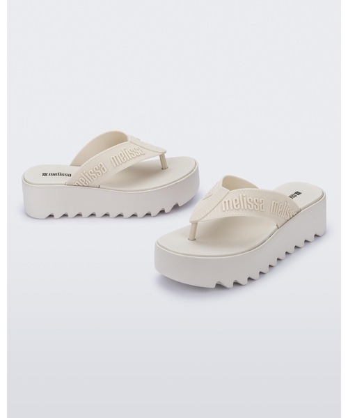 melissa(メリッサ)の「MELISSA M LOVER THONG PLATFORM AD(サンダル・レディース・ベージュ/ブラック・37/38/35-36/39)」の9枚目の写真