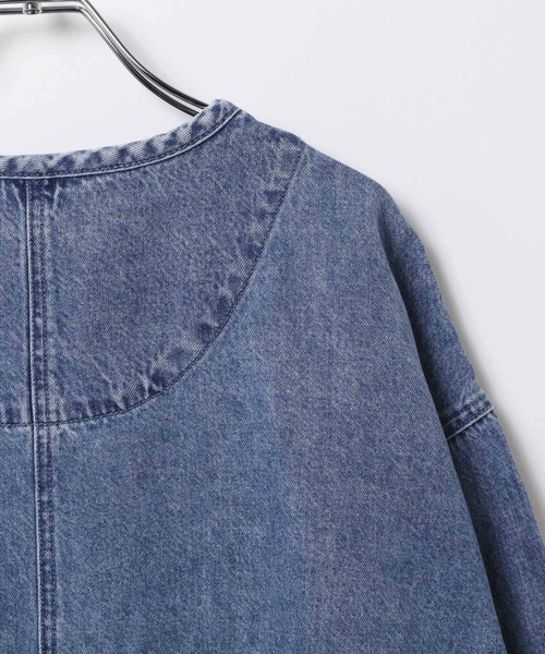 LEPSIM（レプシィム）の「ノーカラーデニムシャツ　629900（シャツ/ブラウス・レディース・ブルー/ライトブルー・FREE）」の16枚目の写真