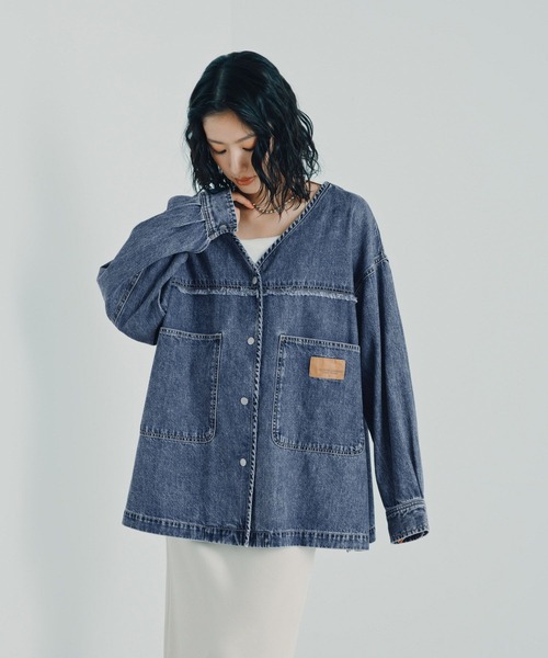 LEPSIM(レプシィム)の「ノーカラーデニムシャツ 629900(シャツ/ブラウス・レディース・ブルー/ライトブルー/ネイビー/ブラック/インディゴブルー・FREE)」の9枚目の写真