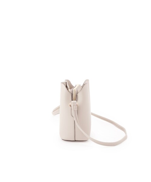 SHOO・LA・RUE（シューラルー）の「コンパクトながらしっかり入る 一枚革風 3層ショルダーバッグ（ショルダーバッグ・レディース・グレー/ブラック/ベージュ系4・00）」の10枚目の写真