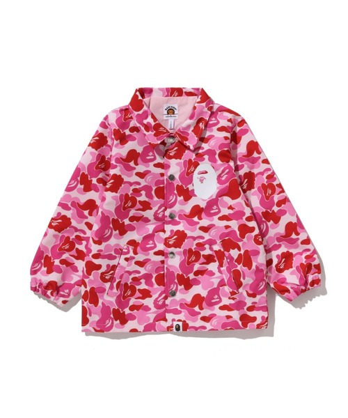 A BATHING APE(アベイシングエイプ)の「ABC CAMO COLLEGE COACH JACKET(ミリタリージャケット・キッズ・ブルー/グリーン/ピンク・140/130/110/100/120)」の1枚目の写真