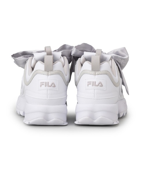 FILA(フィラ)の「DISRUPTOR 2 SCARF / ディスラプター2スカーフ / 厚底スニーカー(スニーカー・レディース・ホワイト×シルバー・23.0cm/23.5cm/24.0cm/24.5cm/25.0cm/25.5cm/26.0cm)」の3枚目の写真