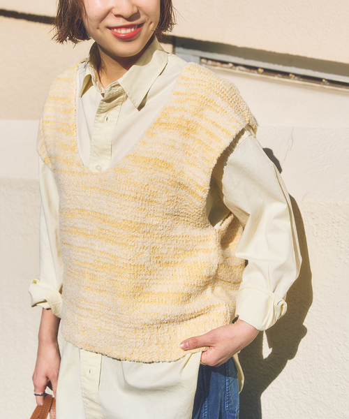 FRAMeWORK(フレームワーク)の「メランジニットベスト(ニット/セーター・レディース・イエロー/ホワイト・FREE)」の2枚目の写真