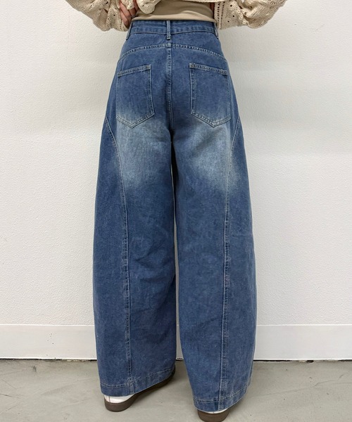Cham.(チャム)の「ワイドデニムパンツ(デニムパンツ・レディース・ブルー・L/M/S)」の4枚目の写真
