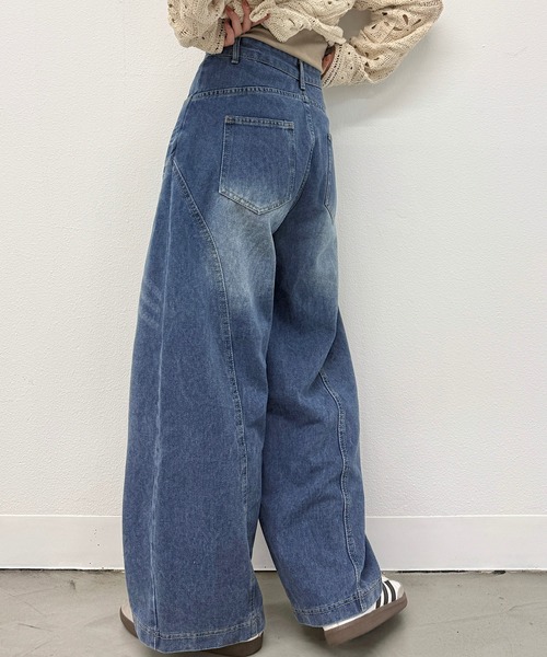 Cham.(チャム)の「ワイドデニムパンツ(デニムパンツ・レディース・ブルー・L/M/S)」の5枚目の写真