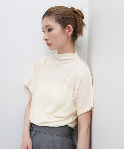 select MOCA(セレクトモカ)の「プチハイサイドドレープトップス(Tシャツ/カットソー・レディース・グレー/ブラック/アイボリー・FREE)」の16枚目の写真