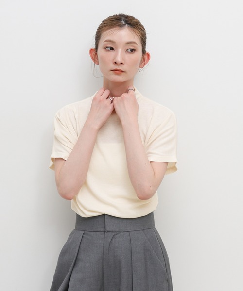 select MOCA(セレクトモカ)の「プチハイサイドドレープトップス(Tシャツ/カットソー・レディース・グレー/ブラック/アイボリー・FREE)」の22枚目の写真