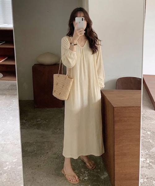 SallyLunn(サリーラン)の「ナチュラルリブソフトワンピース(ワンピース・レディース・ベージュ/アイボリー・LARGE/MEDIUM)」の3枚目の写真