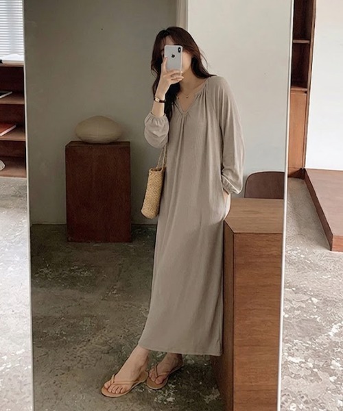 SallyLunn(サリーラン)の「ナチュラルリブソフトワンピース(ワンピース・レディース・ベージュ/アイボリー・LARGE/MEDIUM)」の8枚目の写真