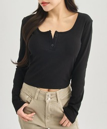 ANAP（アナップ）の「パッド付 ボタンデザイン ぴたっと ロングスリーブ Tシャツ（Tシャツ/カットソー）」