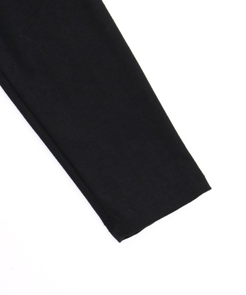 ANAP（アナップ）の「パッド付 ボタンデザイン ぴたっと ロングスリーブ Tシャツ（Tシャツ/カットソー・レディース・ホワイト/ブラック・F）」の9枚目の写真