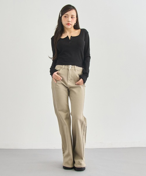 ANAP（アナップ）の「パッド付 ボタンデザイン ぴたっと ロングスリーブ Tシャツ（Tシャツ/カットソー・レディース・ホワイト/ブラック・F）」の16枚目の写真