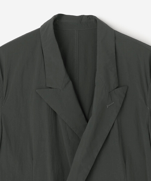 mando（マンド）の「mando | 〈別注〉 製品染め ナイロンジャケット MEN（テーラードジャケット・メンズ・グレー・3/2）」の4枚目の写真