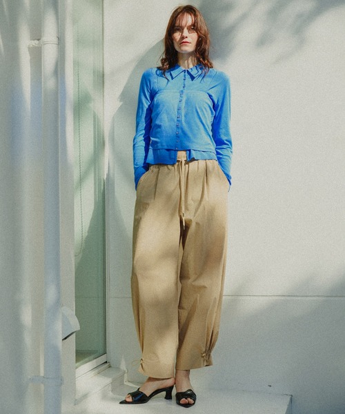 ADAM ET ROPE'(アダムエロペ)の「【WEB限定】撥水ウエストタックイージーパンツ(その他パンツ・レディース・ブラック/ベージュ/ピンク/キナリ・38/36/34)」の6枚目の写真