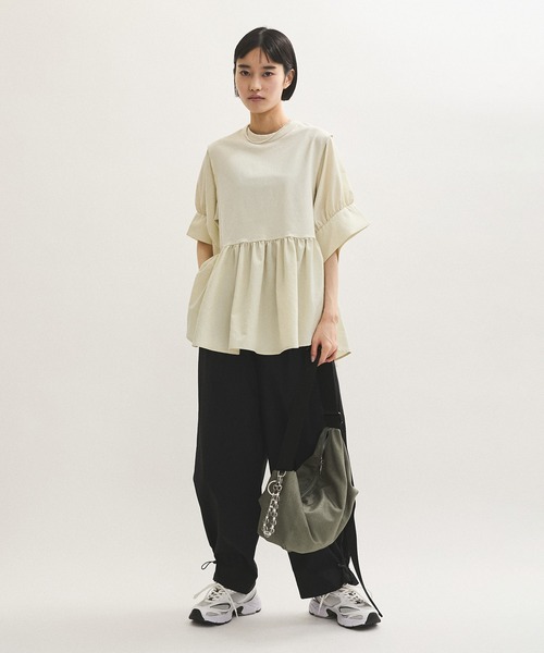 ADAM ET ROPE'(アダムエロペ)の「【WEB限定】撥水ウエストタックイージーパンツ(その他パンツ・レディース・ブラック/ベージュ/ピンク/キナリ・38/36/34)」の9枚目の写真