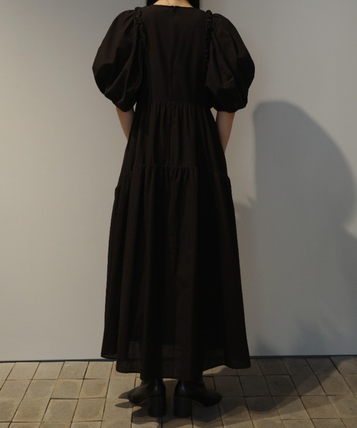 CLANE（クラネ）の「CLANE BUBBLE FRILL ONEPIECE（ワンピース・レディース・ブラック/ライトグリーン・2/1）」の5枚目の写真