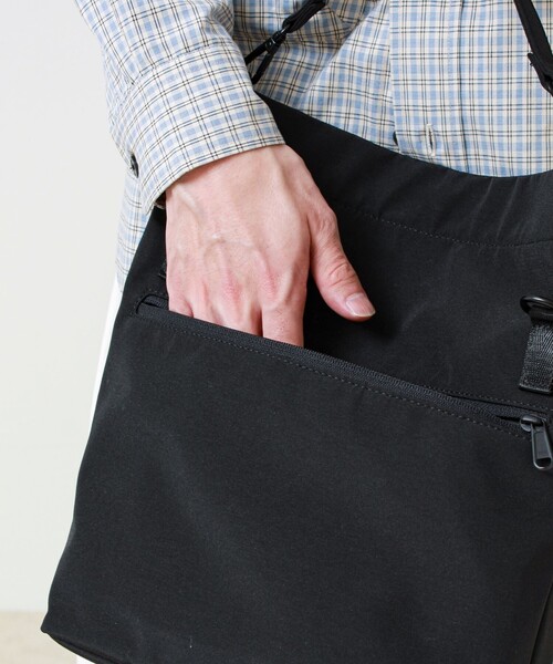 SML（エスエムエル）の「【SML/エスエムエル】2WAY SHOULDER BAG（ショルダーバッグ・メンズ・ブラック/オリーブ・FREE）」の13枚目の写真
