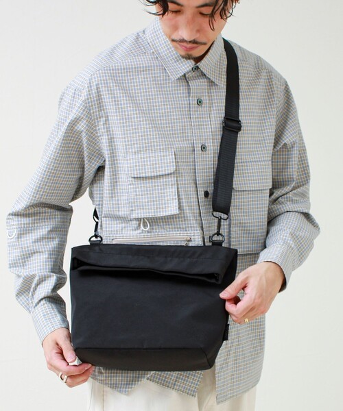 SML（エスエムエル）の「【SML/エスエムエル】2WAY SHOULDER BAG（ショルダーバッグ・メンズ・ブラック/オリーブ・FREE）」の14枚目の写真