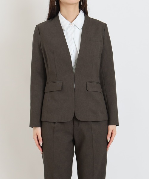 TRUDEA(トルディア)の「ナチュラルストレッチ カラーレスジャケット(ノーカラージャケット・レディース・ベージュ/ネイビー/ブラウン・SMALL/MEDIUM/LARGE/X-SMALL)」の16枚目の写真