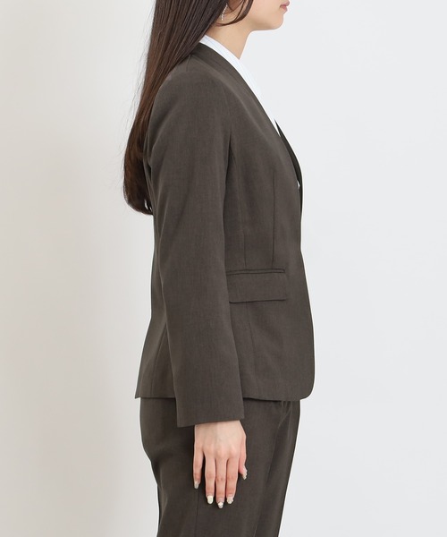 TRUDEA(トルディア)の「ナチュラルストレッチ カラーレスジャケット(ノーカラージャケット・レディース・ベージュ/ネイビー/ブラウン・SMALL/MEDIUM/LARGE/X-SMALL)」の17枚目の写真