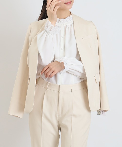 TRUDEA(トルディア)の「ナチュラルストレッチ カラーレスジャケット(ノーカラージャケット・レディース・ベージュ/ネイビー/ブラウン・SMALL/MEDIUM/LARGE/X-SMALL)」の8枚目の写真
