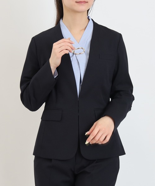 TRUDEA(トルディア)の「ナチュラルストレッチ カラーレスジャケット(ノーカラージャケット・レディース・ベージュ/ネイビー/ブラウン・SMALL/MEDIUM/LARGE/X-SMALL)」の12枚目の写真