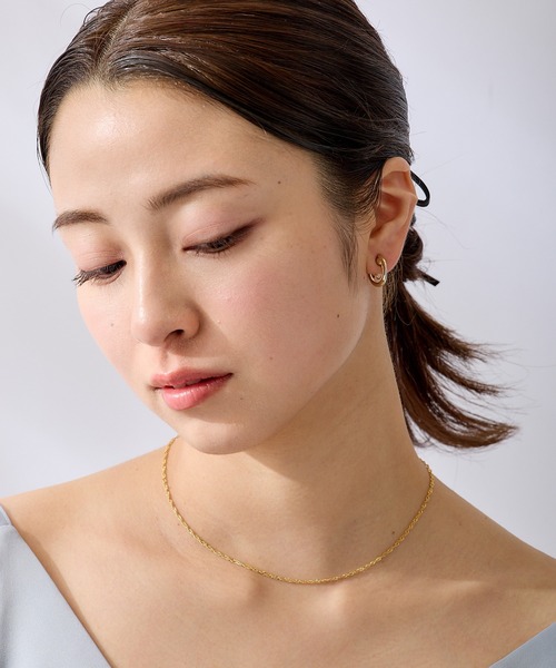CALIN STANDARD(カリンスタンダード)の「◆金属アレルギー対応◆◆made in japan◆【痛くない】【落ちにくい】【ストレスフリーな着け心地】ニュアンスツイスト グランループフィットイヤリング(イヤリング・レディース・シルバー/ゴールド・FREE)」の13枚目の写真