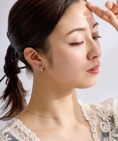 CALIN STANDARD(カリンスタンダード)の「◆金属アレルギー対応◆◆made in japan◆【痛くない】【落ちにくい】【ストレスフリーな着け心地】ニュアンスツイスト グランループフィットイヤリング(イヤリング・レディース・シルバー/ゴールド・FREE)」の7枚目の写真
