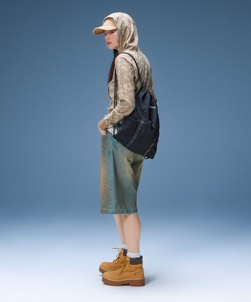 X-girl(エックスガール)の「LEOPARD COMPACT ZIP UP HOODIE(パーカー・レディース・ベージュ/グレー・S/M)」の5枚目の写真